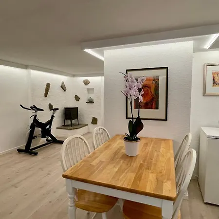 Sjarmerende I Gellert Haugesund