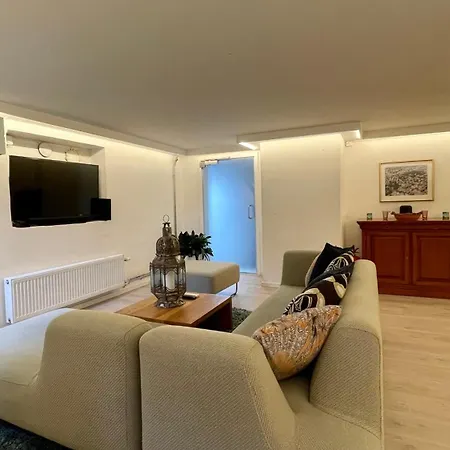 Sjarmerende I Gellert *